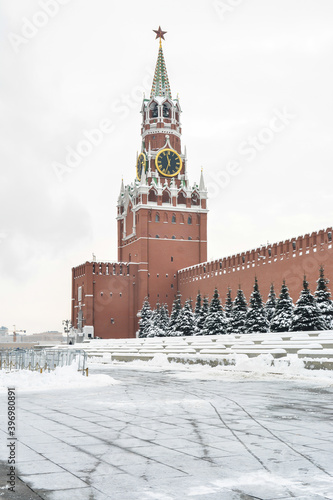 Spassky Tower of the Moscow Kremlin in winter.