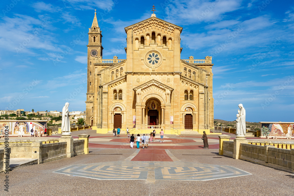 Obraz premium The Basilica of the National Shrine of the Blessed Virgin of Ta' Pinu