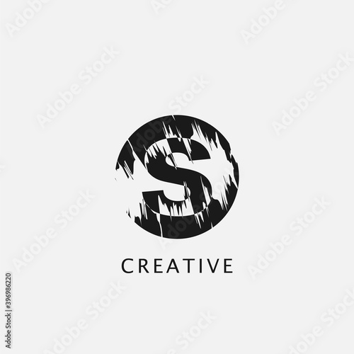 S Circle Brush Stroke Letter Logo design. Monogram Black Paint Logo Letter Icon with Elegant circle brush shape Vector Design © simpenstock