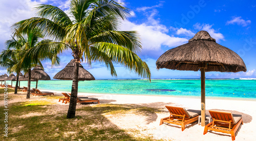 Fototapeta Naklejka Na Ścianę i Meble -  Tropical relaxing holidays in one of the best beaches of Mauritius island