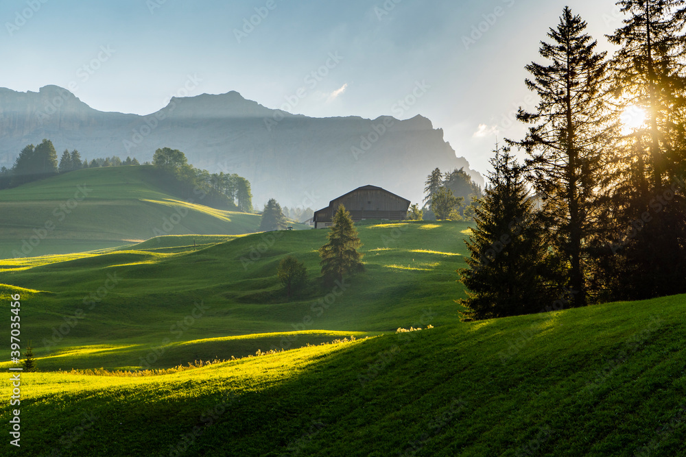 Φωτογραφία Beautiful Mountain landscape at the Dolomites, Trentino Alto Adige, South Tyrol in Italy