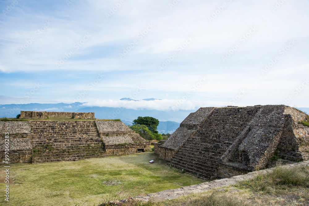 ancient zapotecs ruins