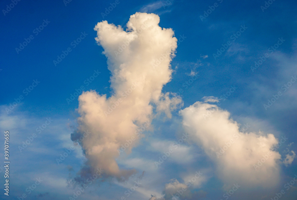 beautiful blue sky with white clouds
beautiful blue sky with white clouds