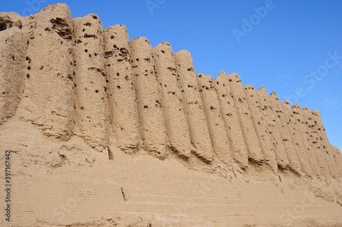 Great Girl Castle is located in the ancient city of Merv in Turkmenistan. The castle was built from mudbrick during the Seljuk period. Mary, Turkmenistan. 
