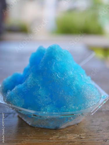 かき氷（ブルーハワイ）