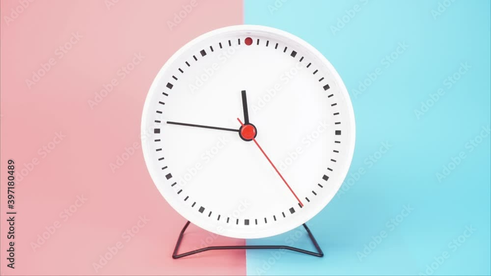 Minimal clock no number isolated on white background Showtime 11.00 Time lapse 170 minutes. Minimal clock no number isolated on white background Showtime 11.00 Time lapse 170 minutes.