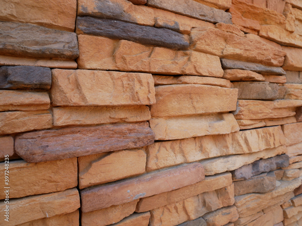 Slate brick in earth tone colour used as wall finishes. Installed overlap according to the method recommended by the manufacturer to get the maximum effect. Slate brick in earth tone colour used as wall finishes. Installed overlap according to the method recommended by the manufacturer to get the maximum effect.