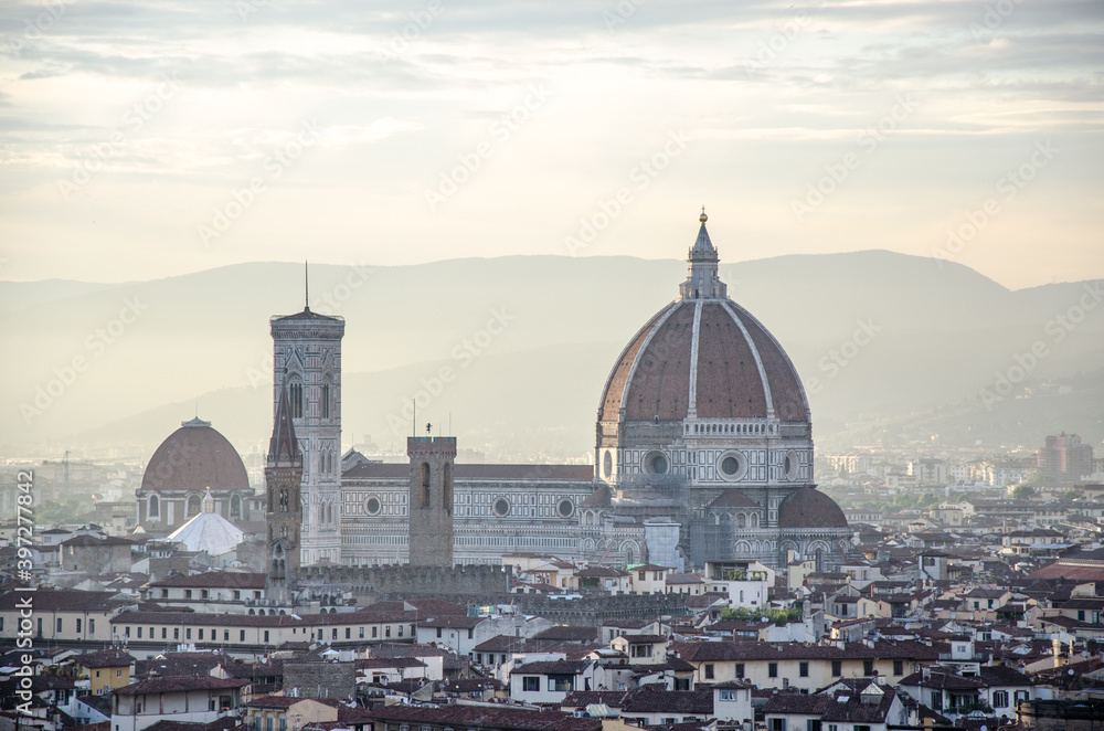 Obraz premium Aerial view of Piazza del Duomo in Florence.