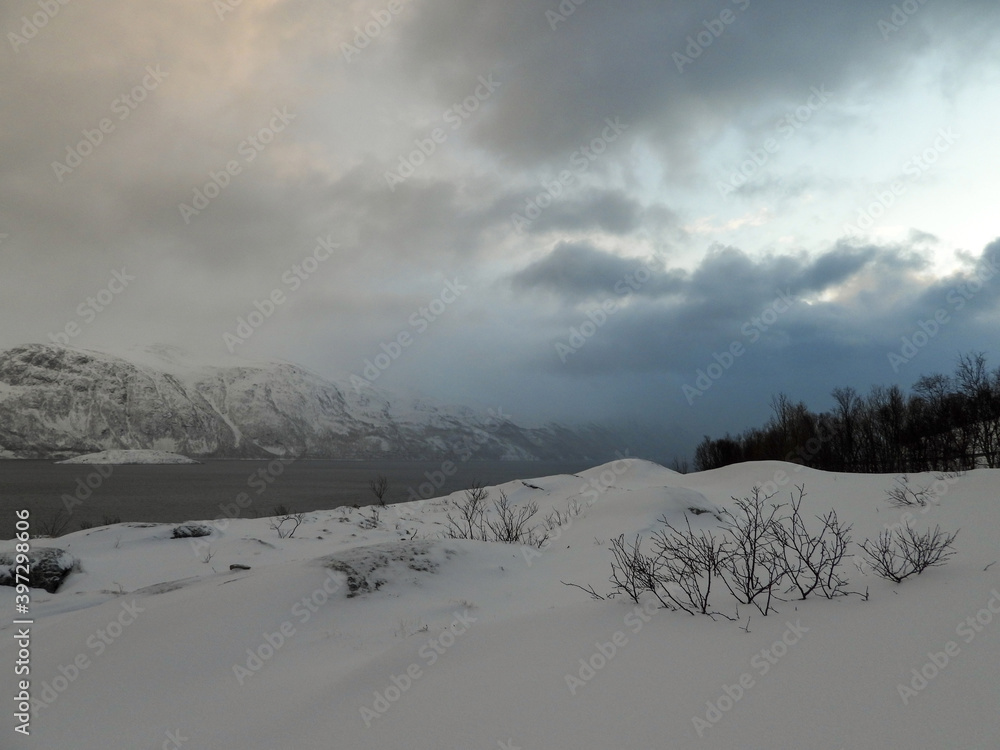 Landschaft im Winter, Kvaloya, Norwegen Landschaft im Winter, Kvaloya, Norwegen