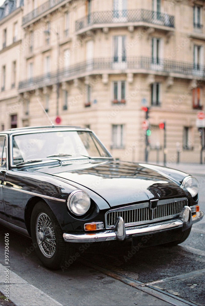 black retro car black retro car