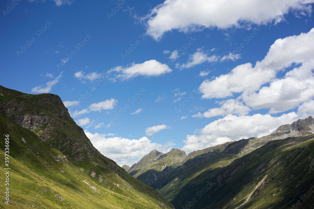 Overviewing Alps Overviewing Alps