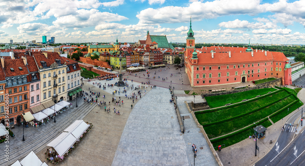 Obraz premium Roofs of Warsaw from old town - City Skyline with sky scrapper - No People