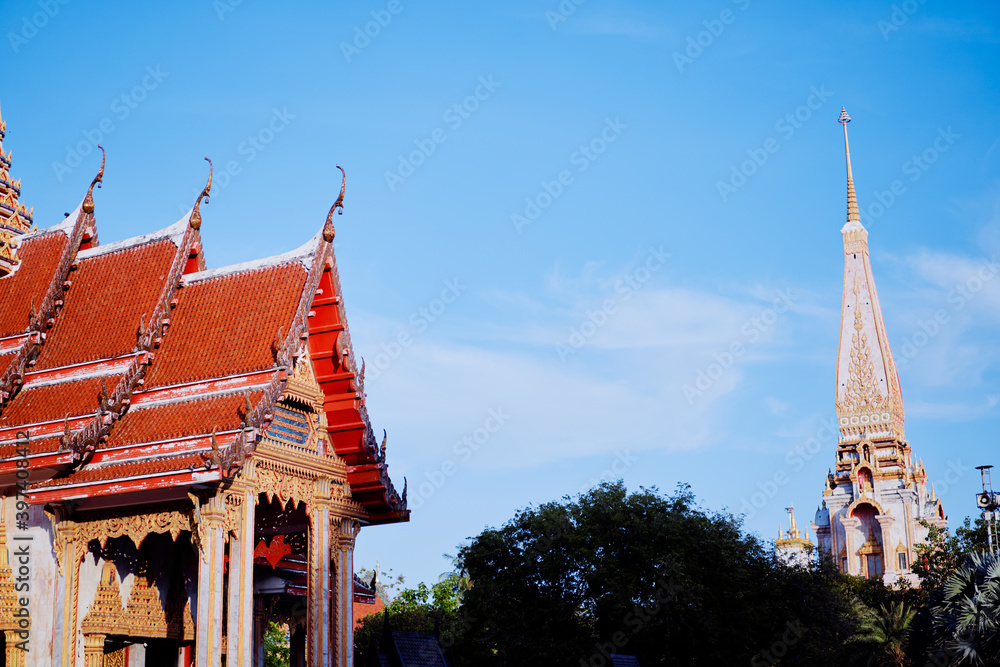 Obraz premium The Wat Chalong Buddhist temple in Chalong, Phuket, Thailand