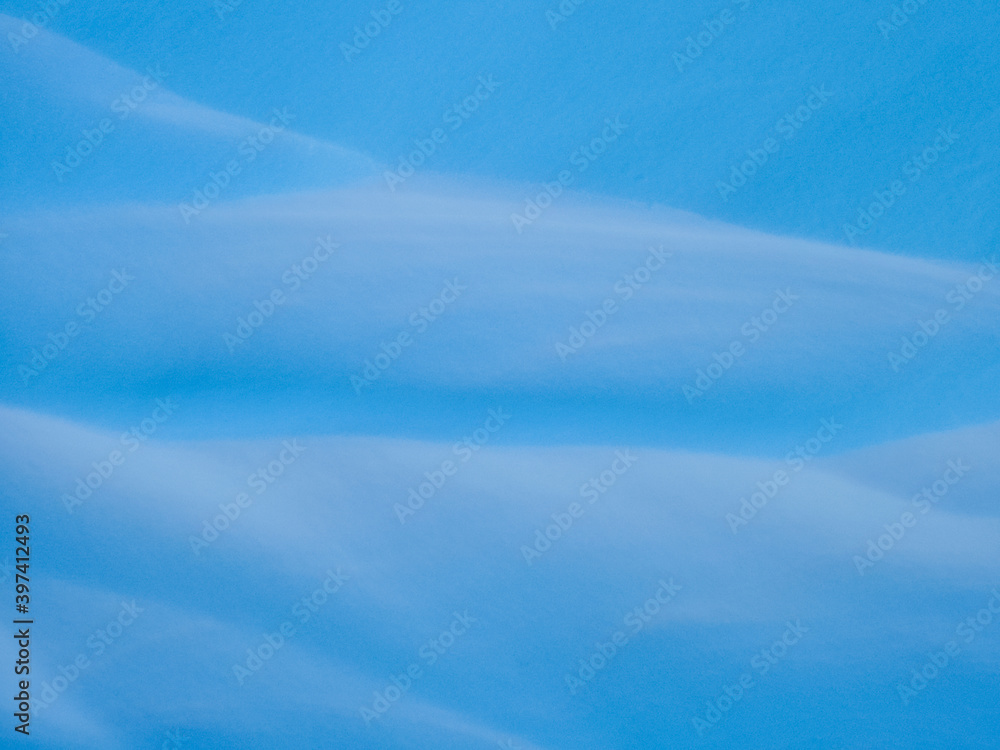 Obraz premium Shadows and patterns on the surface of snow