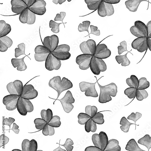 Watercolor seamless pattern of clover, gingko leaf.