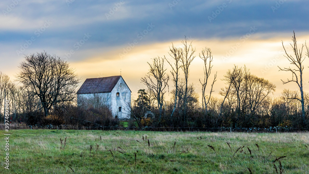 Obraz premium old abandoned church