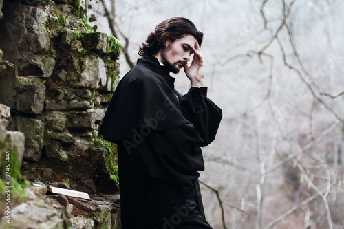 Wallpaper Mural A man from the past Torontodigital.ca