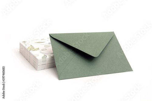 Papierumschlag, Briefumschlag, Farbe grün, dunkelgrün