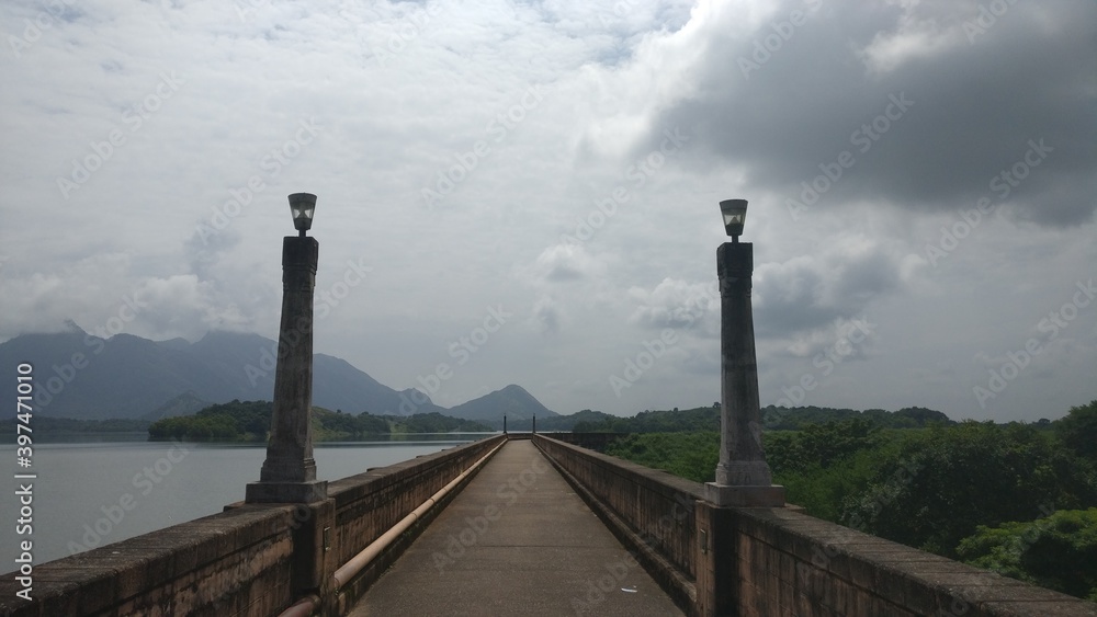 A long Bridge