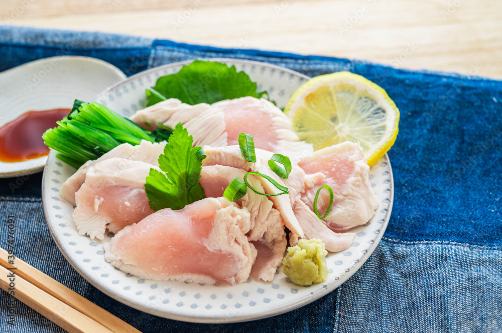 湯引き鶏のさしみ 湯引き鶏のさしみ
