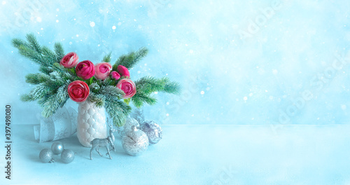 Christmas flower arrangement for holiday. Web banner