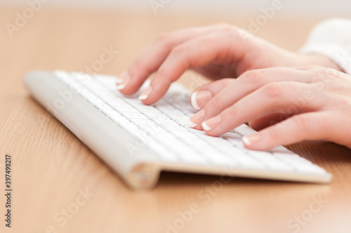 Typing on a wireless keyboard