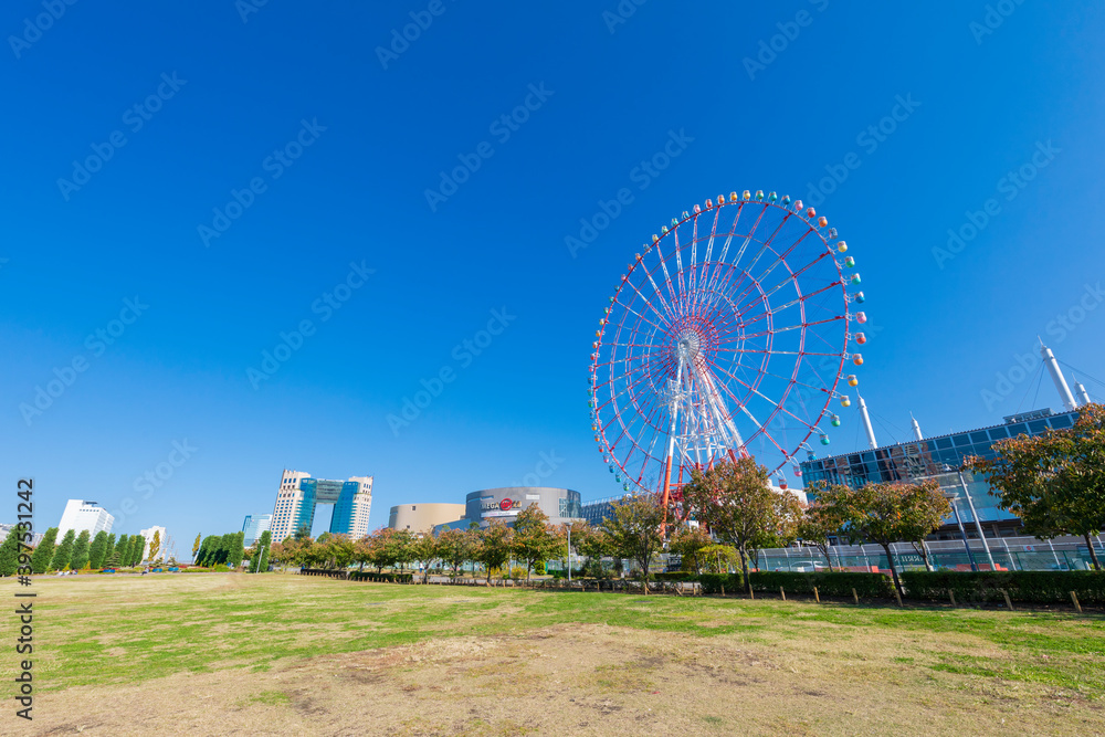 Fototapeta premium パレットタウンと観覧車
