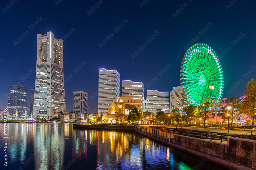 Naklejka premium 横浜 みなとみらいの夜景