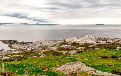Obraz na płótnie Scenic coastline view near Fjoloy fort historical site, Rennesoy kommune, Stavanger, Norway, May 2018 w salonie