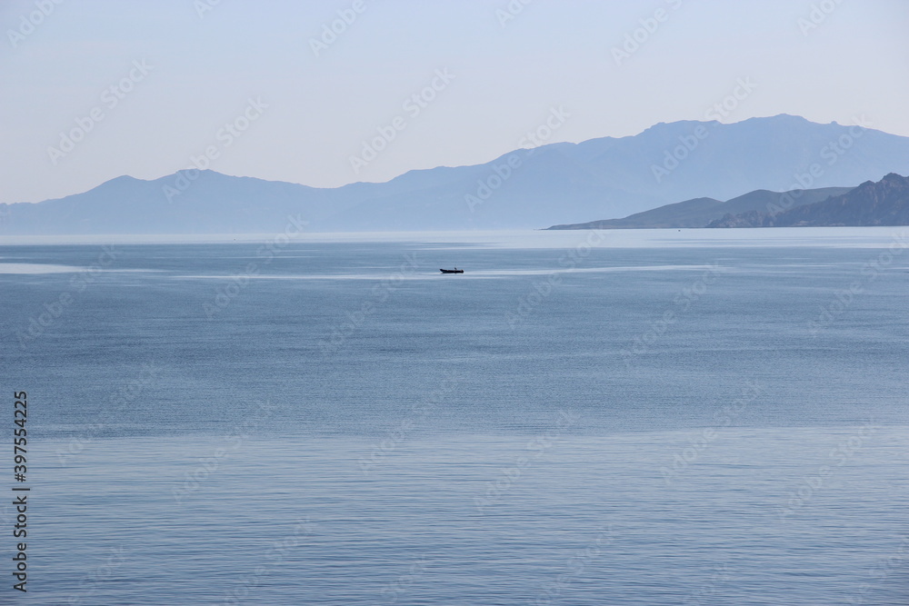 Ligne d'horizon sur la mer Corse.