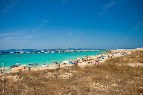 Fototapeta Naklejka Na Ścianę i Meble -  view of the sea from the beach-Island Formentera