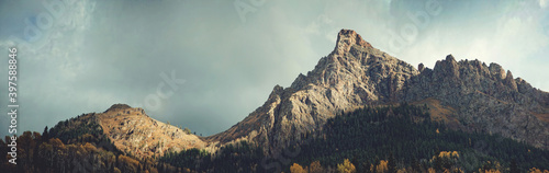 Autumn panorama peak 
