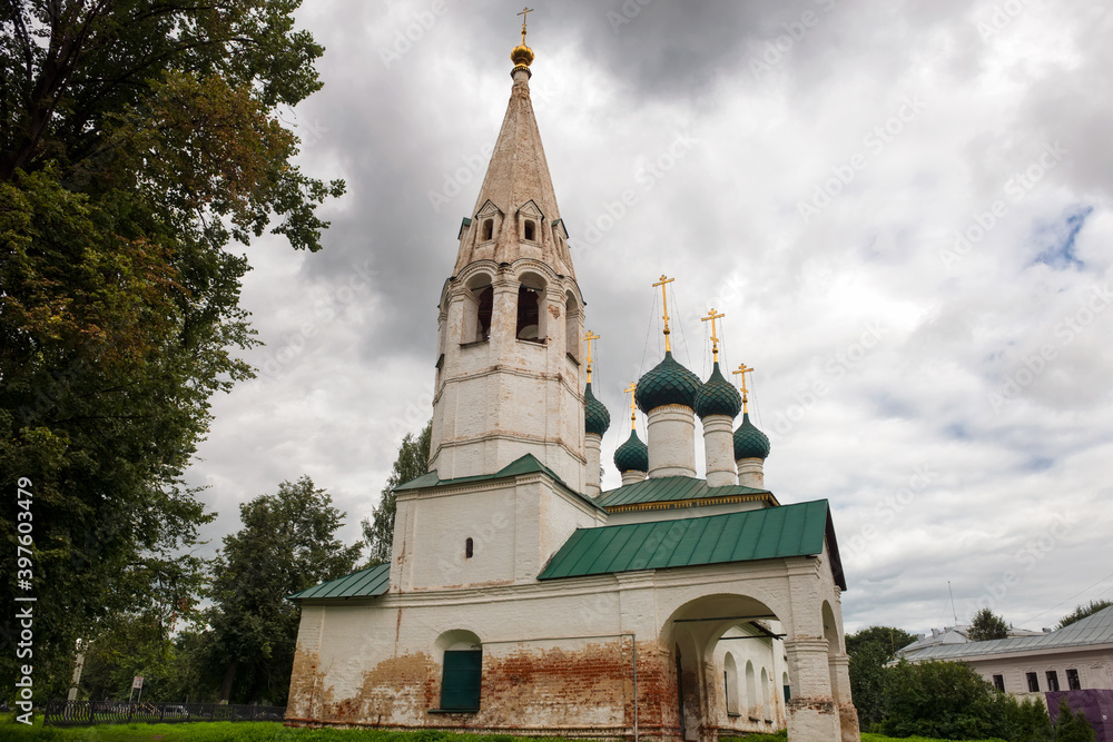 Yaroslavl, Church of St. Nicholas the Wonderworker (St. Nicholas Chopped City). Golden ring of Russia