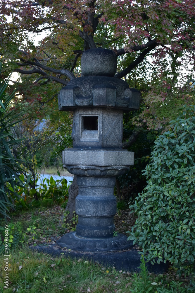 japanese stone lantern