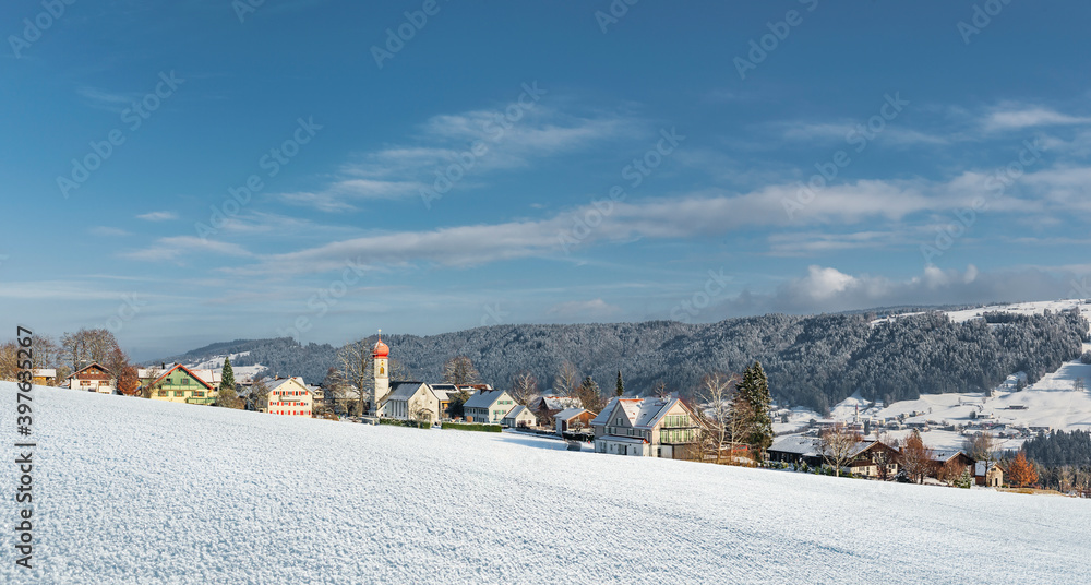 Ortschaft Scheffau im Allgäu im Winter