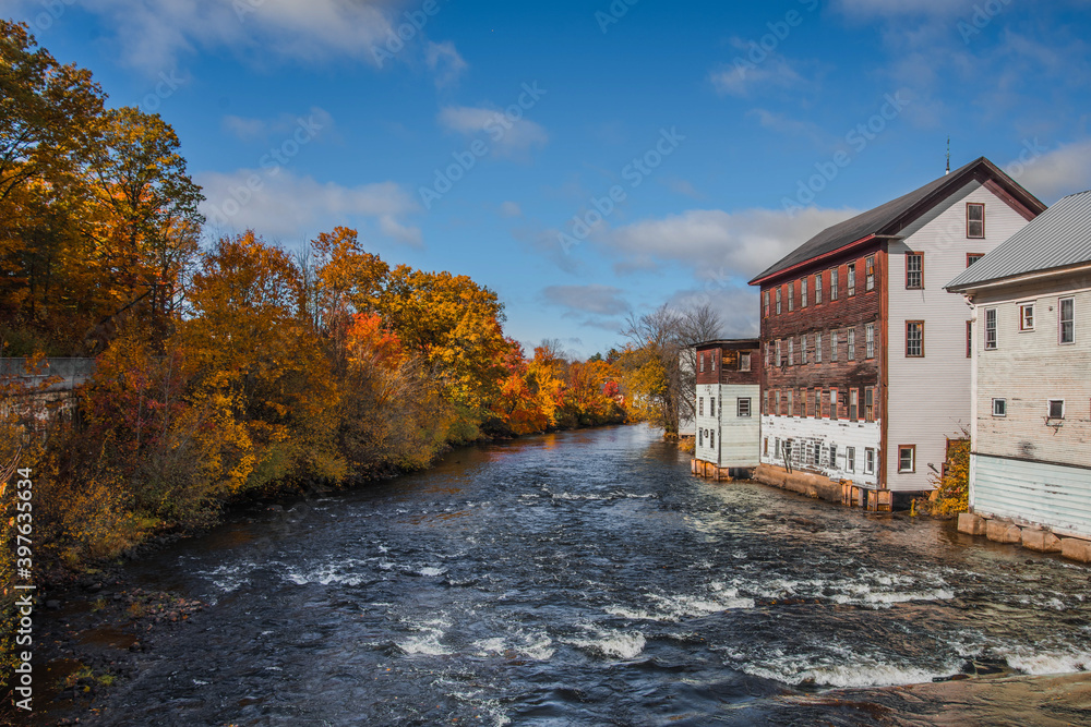 Fototapeta premium autumn in the village