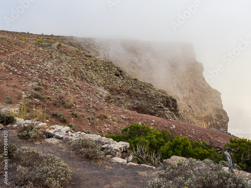 Wolken am Famara-Kliff auf Lanazarote photo