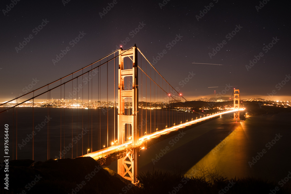 Golden Gate Bridge at night