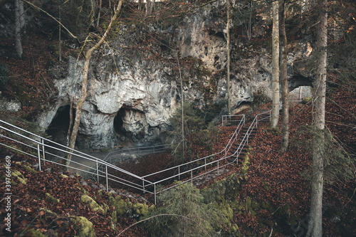 Wiesenttal-Trail in der Fränkischen Schweiz photo