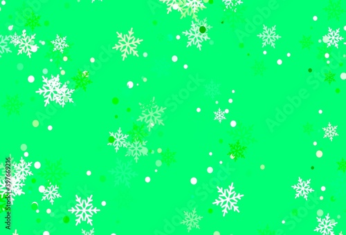 Light Green vector pattern with christmas snowflakes.