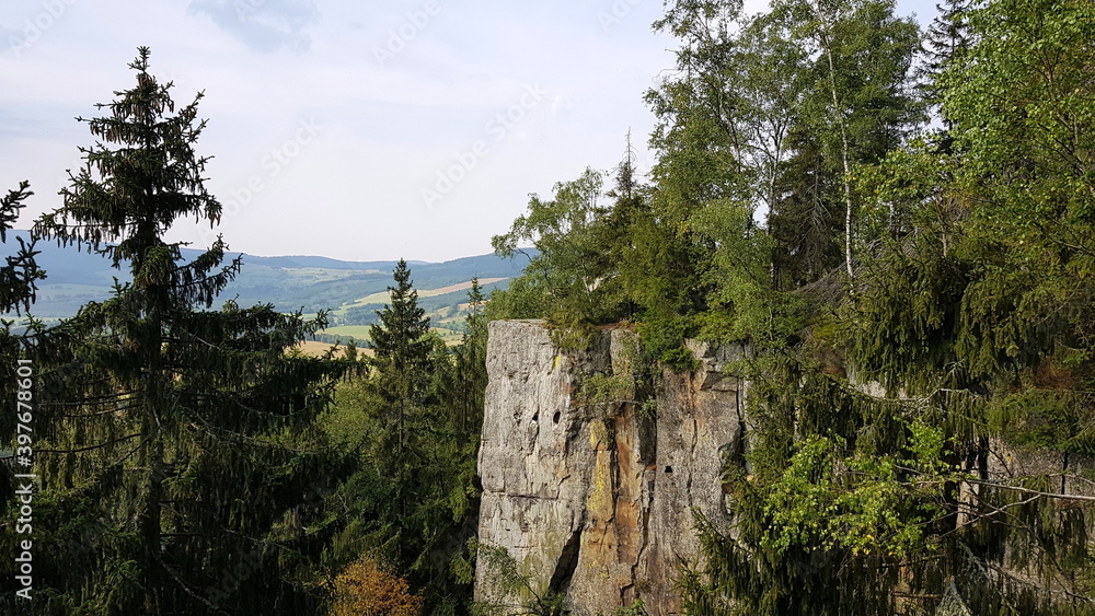 The Stołowe Mountains, Góry Stołowe, Stolové hory, Heuscheuergebirge - part of the Sudetes. The Polish part of the range is protected as the Stołowe Mountains National Park The Stołowe Mountains, Góry Stołowe, Stolové hory, Heuscheuergebirge - part of the Sudetes. The Polish part of the range is protected as the Stołowe Mountains National Park