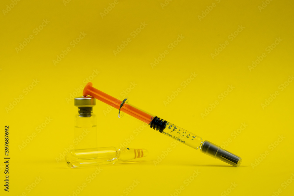 Fototapeta premium Vaccine preparation with syringe and medicine