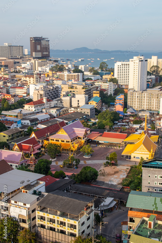 Obraz premium the cityscape of Pattaya Thailand Asiain the early morning