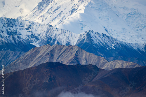 Alaskan range close-up © Dennis
