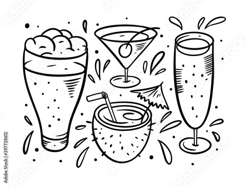 Hand drawing black color. Beer and cocktails illustration set. Vector style.