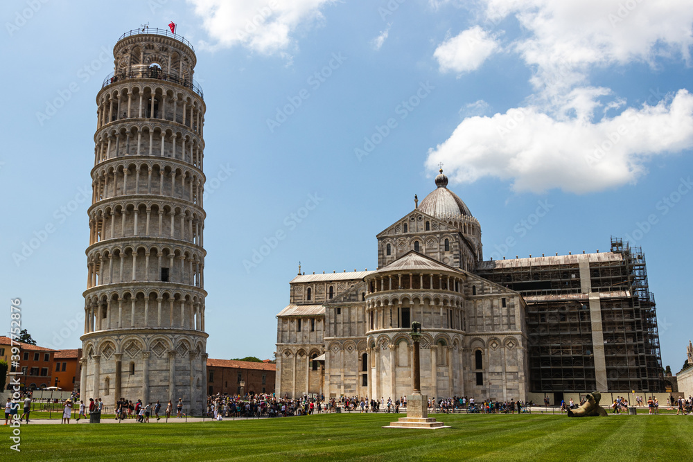 leaning tower in Pisa without tourists. isolated leaning tower of pisa