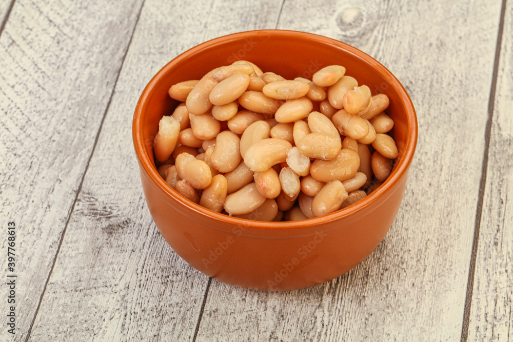 White beans kidney in the bowl White beans kidney in the bowl