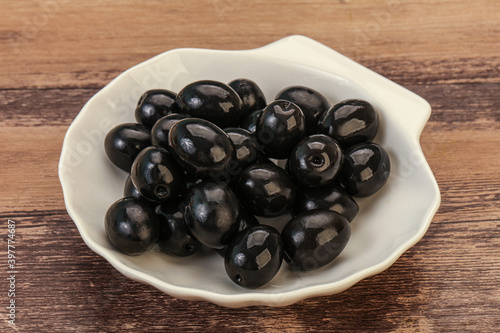 Black olives in the bowl