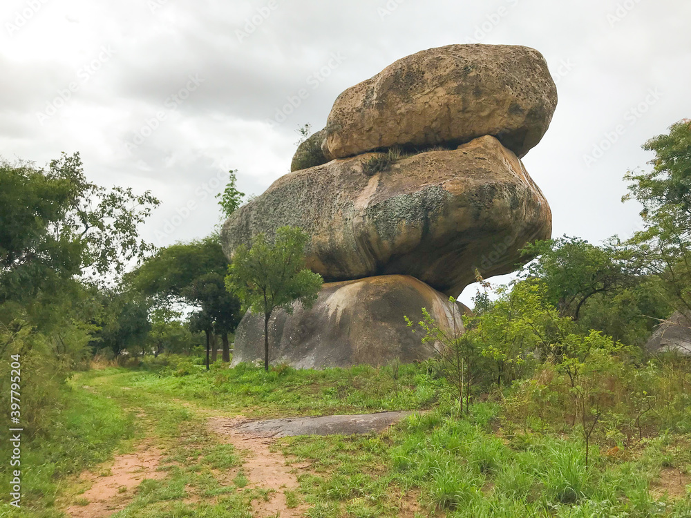 Balamcig Rocks Naturally Balancing Rocks