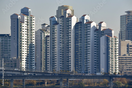 Photography apartment along the Han River in Seoul.